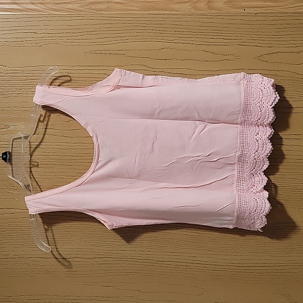 3-pack lace tank tops! - Picture 3 of 9